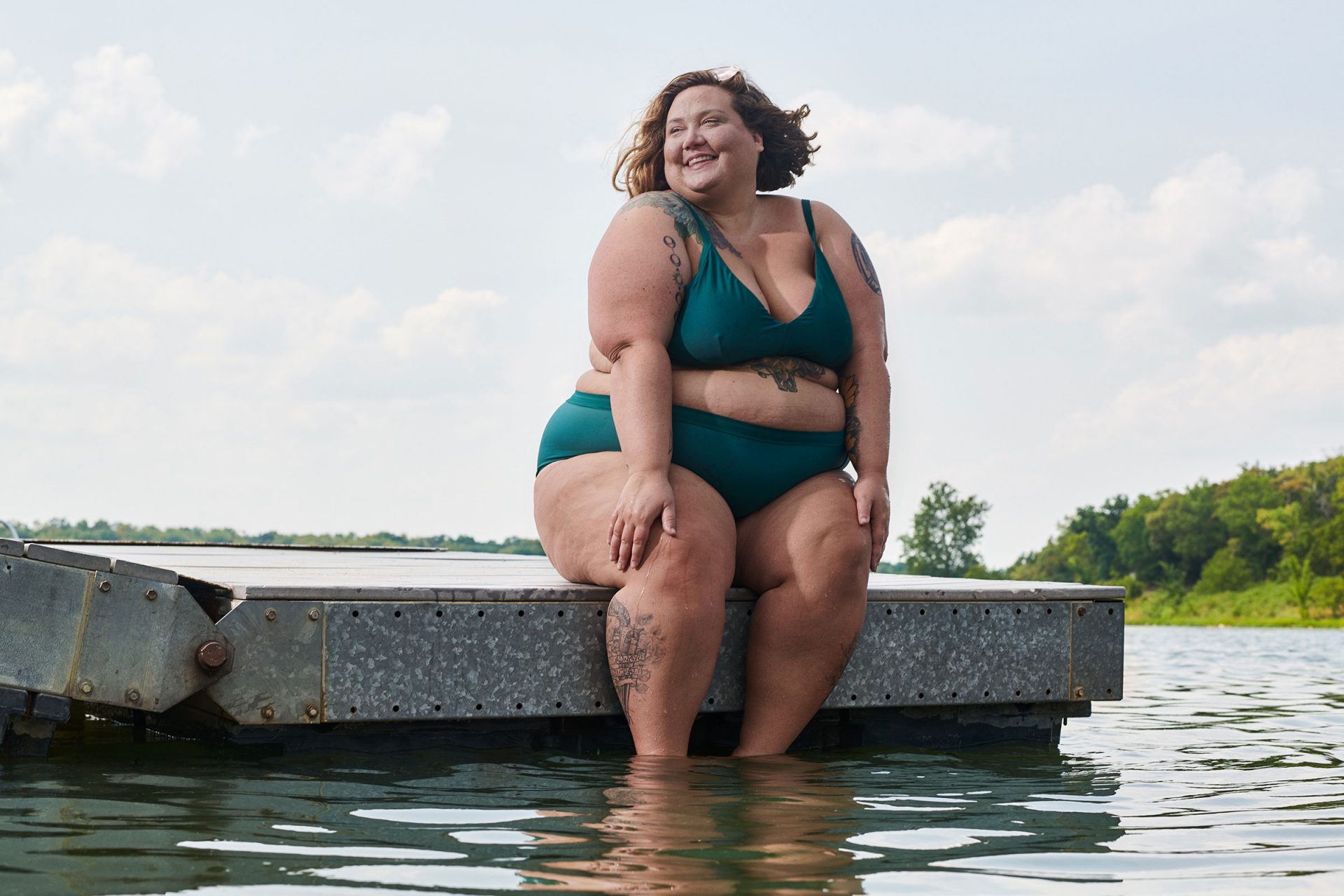 Grotesquely obese woman in bikini picture