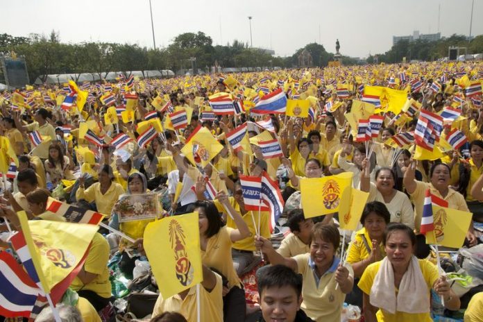 thailand celebrates king bhumibols th birthday