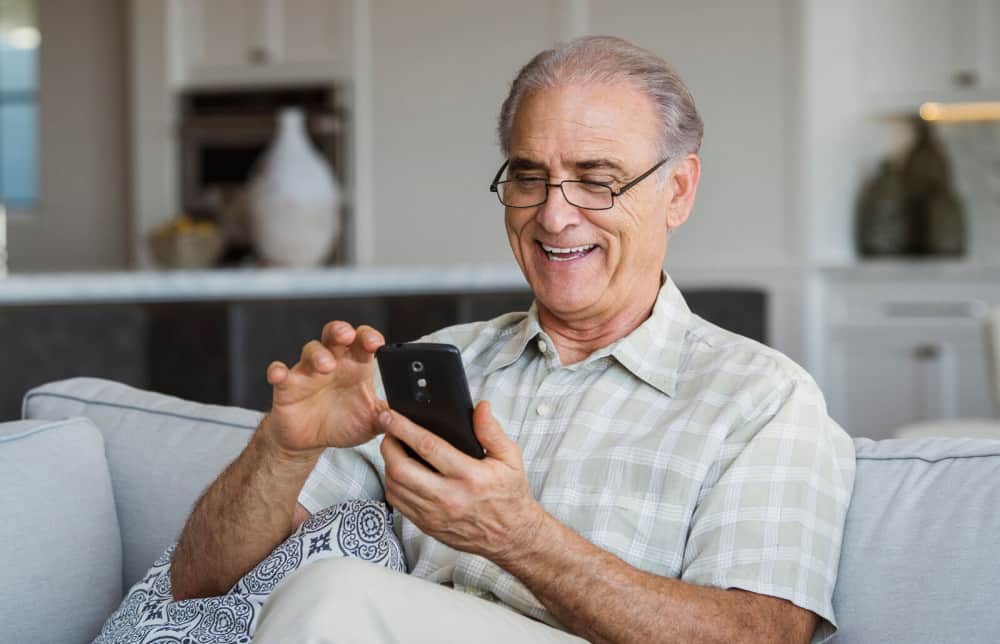 ideal cell phones senior citizens