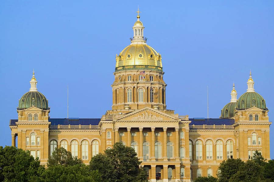 golden dome of iowa state capital panoramic images
