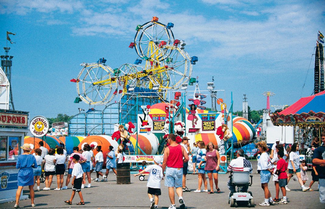 Spring to Summer Festivals in Iowa