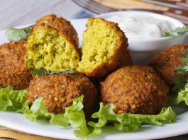What is Falafel? Ground Chick Peas, Beans Used to Make Tasty Fried Nuggets & Patties